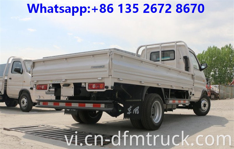 3 Tons Diesel Cargo Truck5